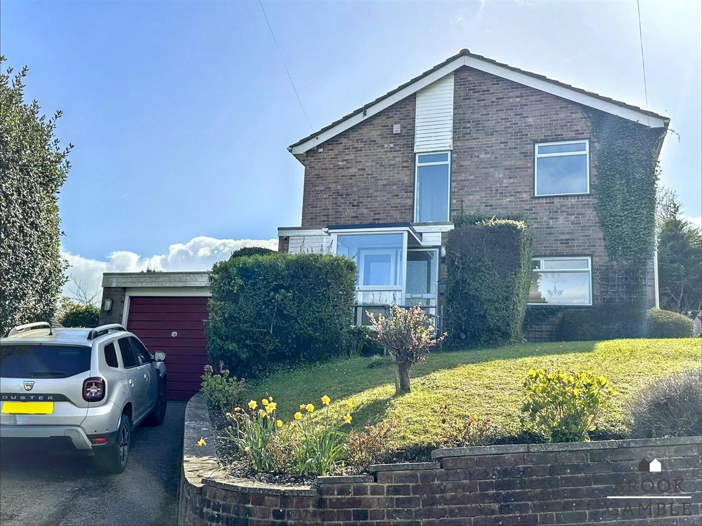 3 Bedroom House for Sale: £549,950. Old Mansion Close in Eastbourne, East Sussex